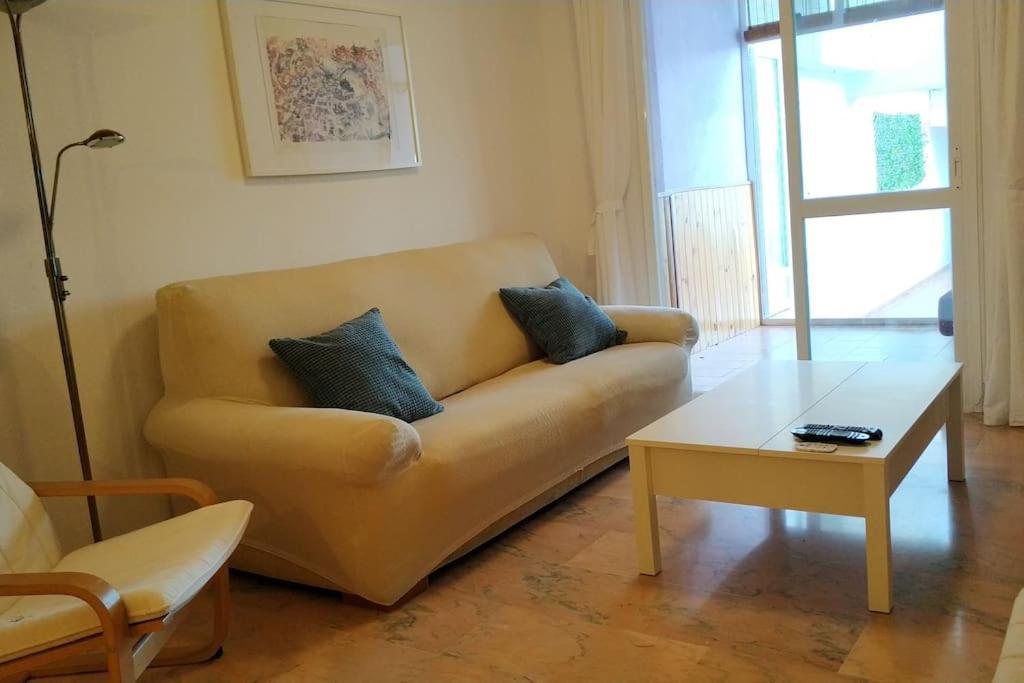 Chill Out Place For 4 In Pueblo Apartamento